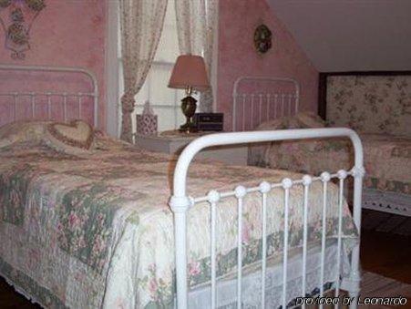 Tumble Inn Schroon Lake Bagian luar foto